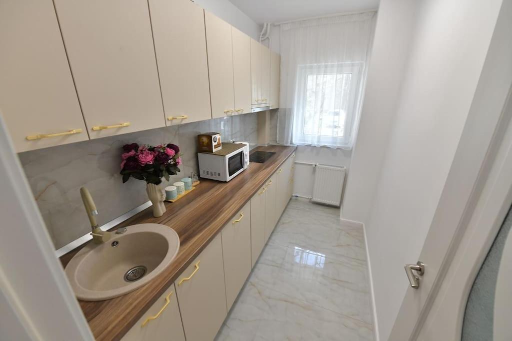 Apartamento Luxury Studio / Ghencea Bucarest Exterior foto